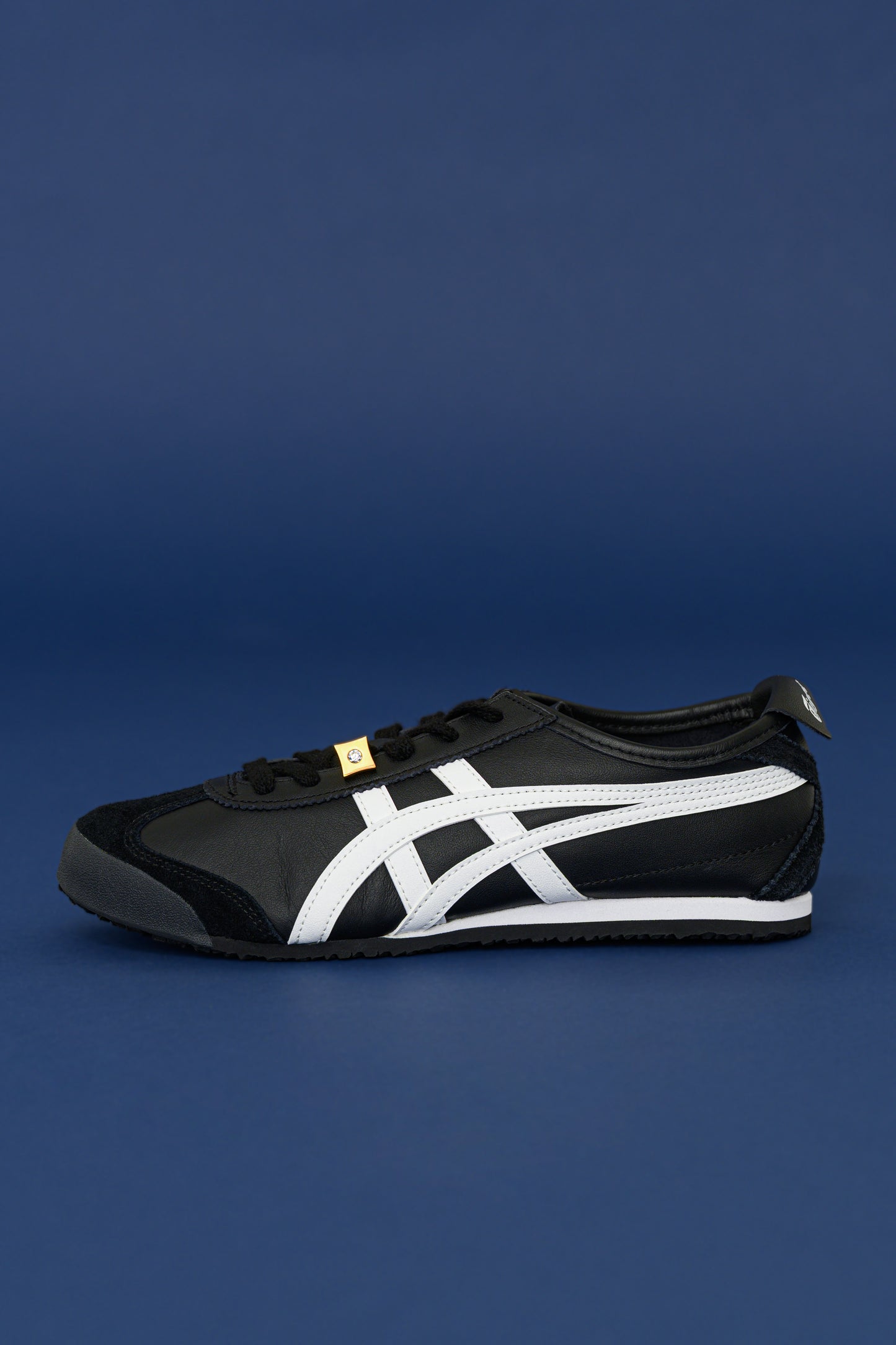 Quadrad gold on the shoes